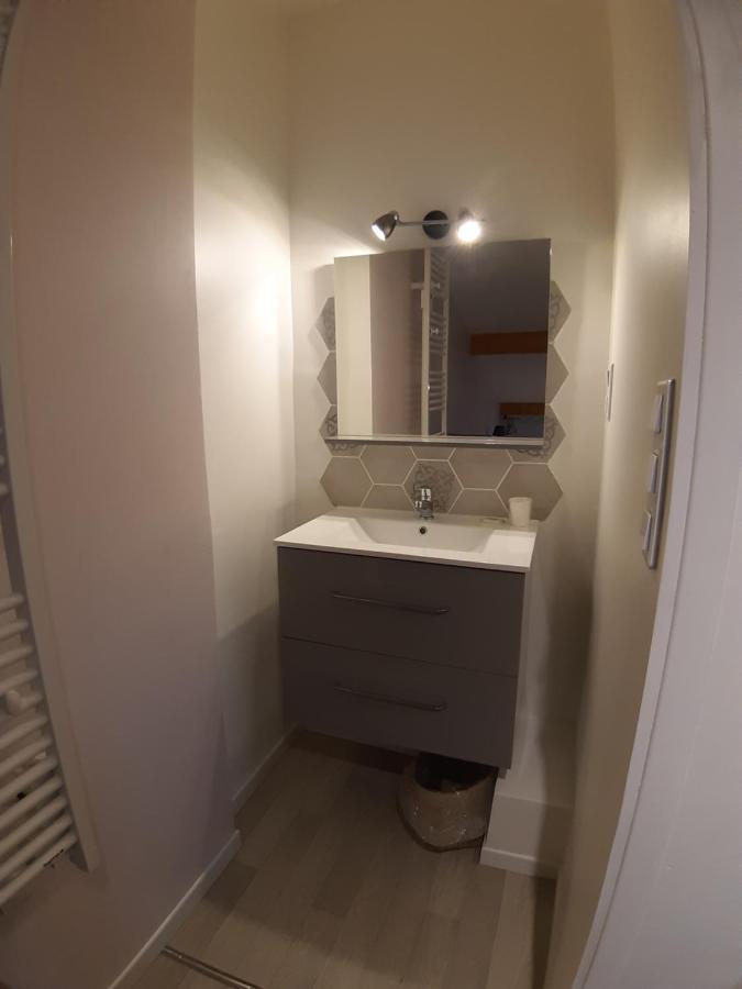 Appartement T2 Au Coeur Du Village Cleon-d'Andran Zewnętrze zdjęcie